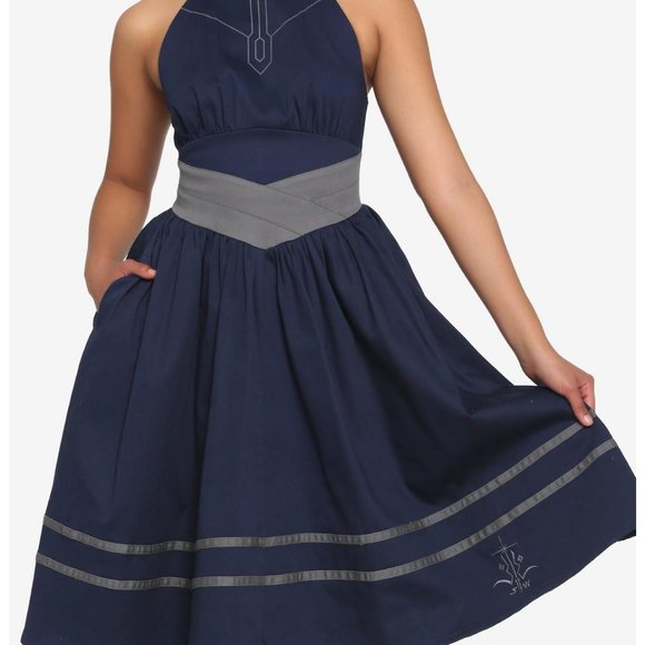 ISO Her Universe Ahsoka Tano Dress - Picture 1 of 2